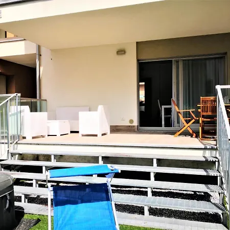 Borgo Paradiso Casa Adele * 迪亚诺马里纳